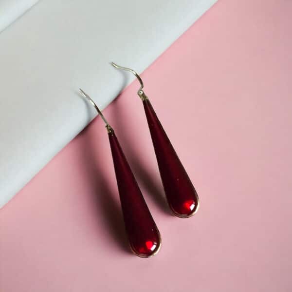 Σκουλαρίκια Chroma Long Drops Deep Red