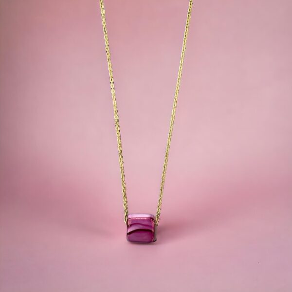 Κολιέ Peebls Cube Fuchsia Slim Gold