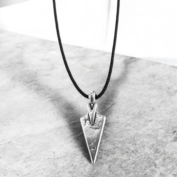 Κολιέ Blackowl Arrow Black