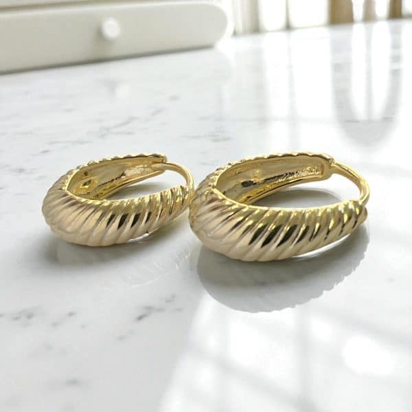 Σκουλαρίκια Glamour Flow Gold από ασήμι 925